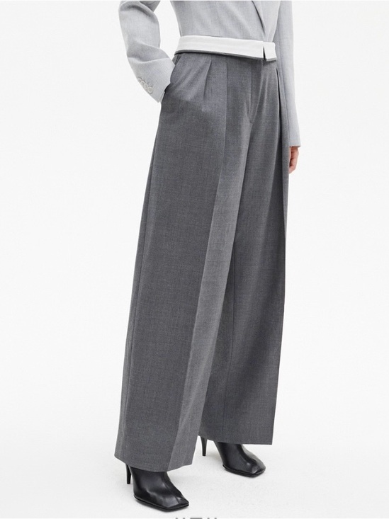 Aritzia Pants - ARITZIA BABATON BUREAU PANTS